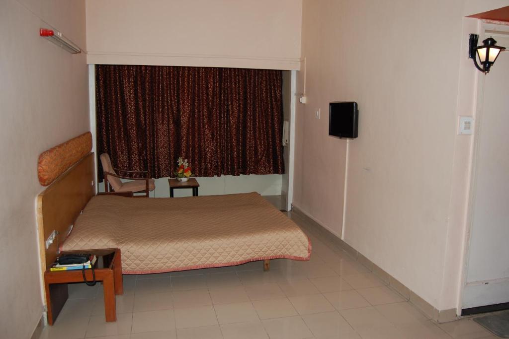 Hotel Raviraj Pune Zimmer foto